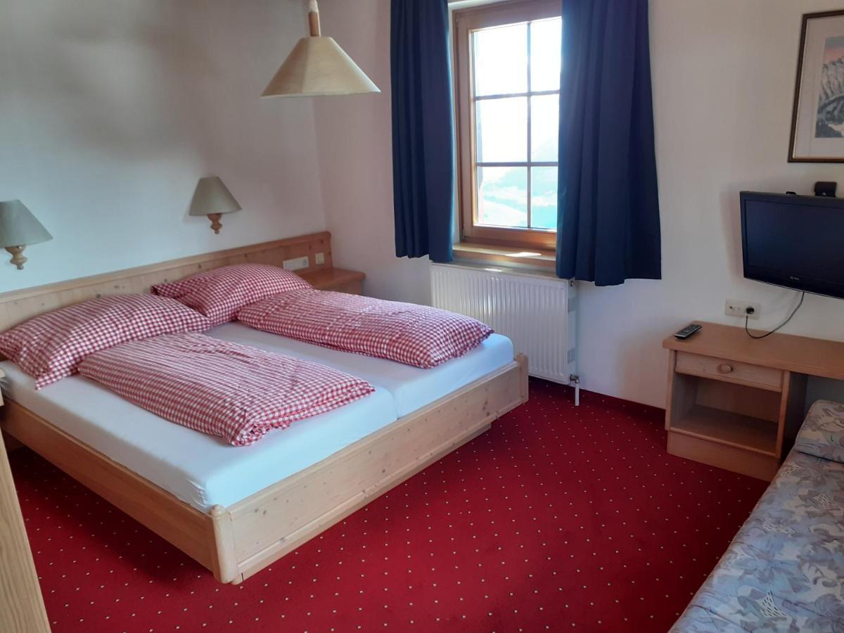 Steinerhaus Berggasthof Grobming Bagian luar foto